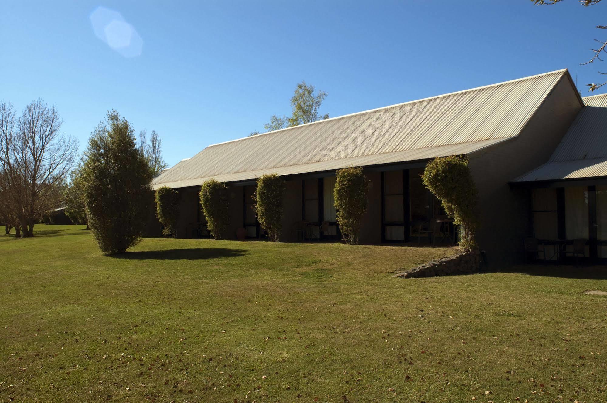 Briars Country Lodge Bowral Exterior foto